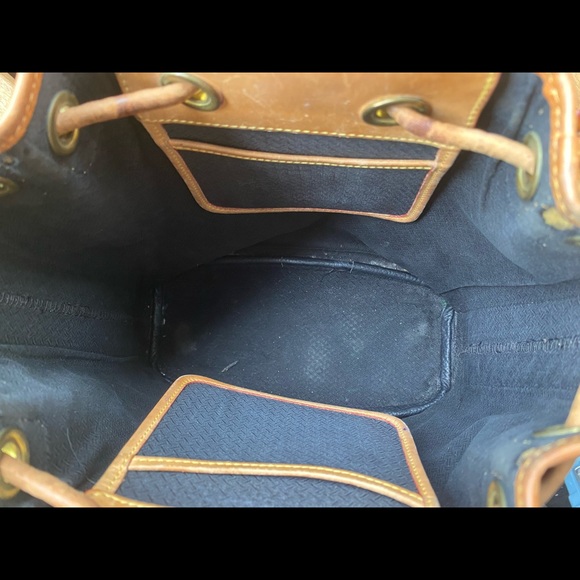 Used Dooney & Bourke Bucket Bag - Picture 8 of 15